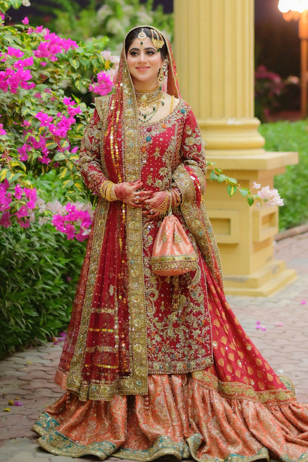 Ruby Red and Emerald Green – saniahasan