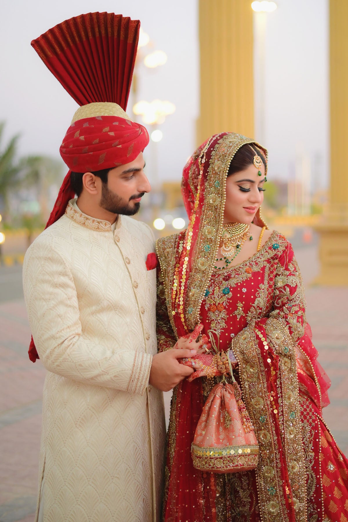 Ruby Red and Emerald Green – saniahasan
