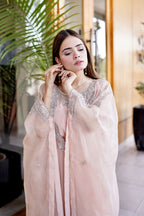 Breezy cape